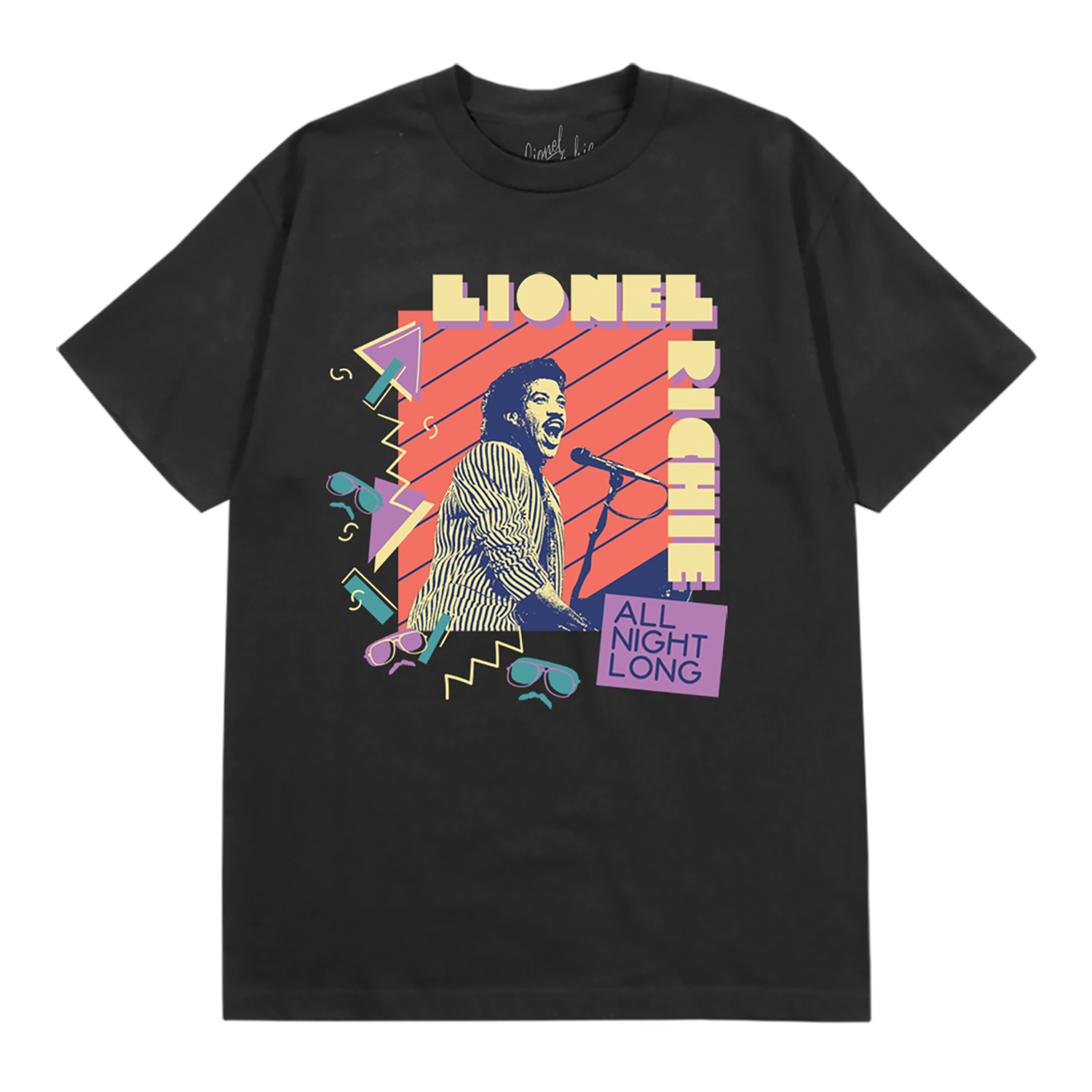 Classic fitting unisex t-shirt in black featuring a Lionel Richie portrait on the front
